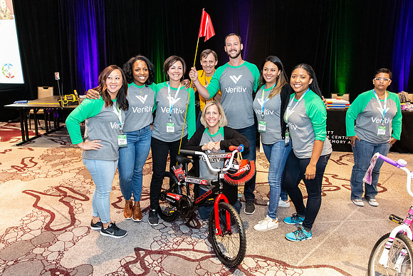 Veritiv_10172018_KarlLMoore-256