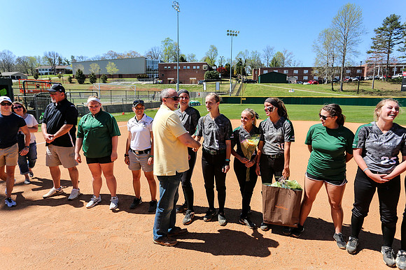 SrSoftball_04022017_KarlLMoore-14