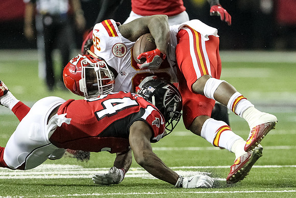 Falcons_12042016_KarlLMoore-25