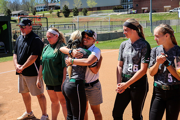 SrSoftball_04022017_KarlLMoore-22