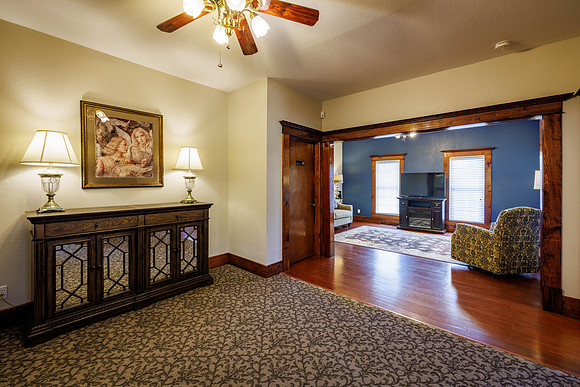Russellville Interior_04292024_MooreshotsLLC-8