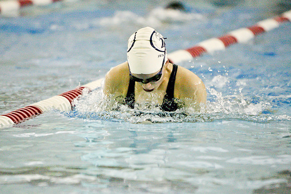 KLM_DHS Swim_01202011-022
