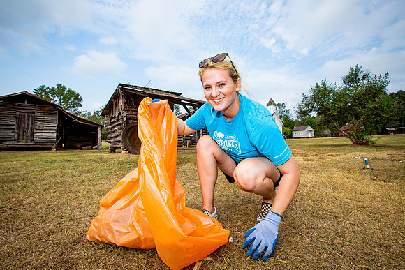 JMFAMILY_20190928_HurricaneShoalsParkCleanUp_SB1_2935