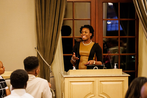 CelebrationDinner_10042022_KarlLMoore-121